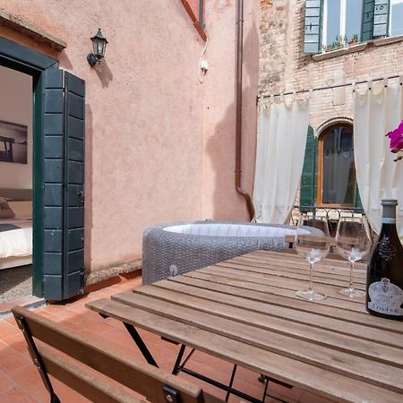 Suite Rava - San Marco With Pool Venice Exterior photo
