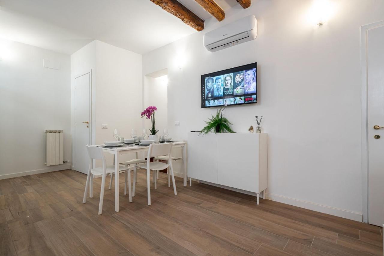 Suite Rava - San Marco With Pool Venice Exterior photo